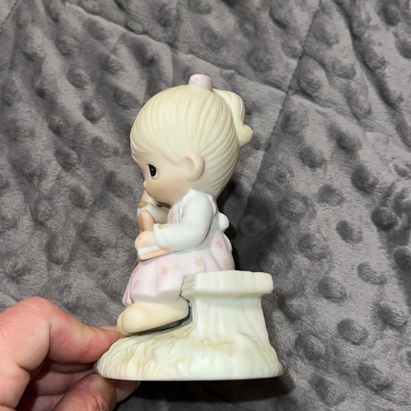 Vintage 1979 Jonathan & David figurine “Loving is Sharing” imperfections see pic - Picture 6 of 8